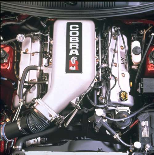 2000 SVT Cobra R Engine